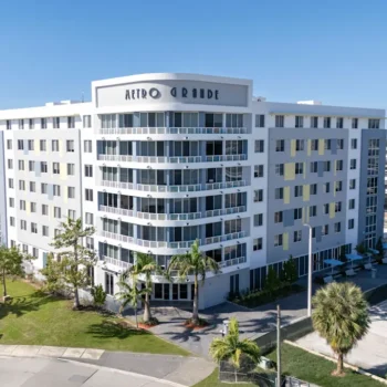 metrogrand_moneyshotretouched(1)